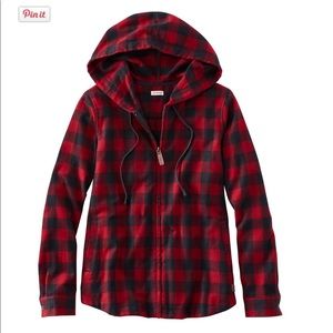 L. L. Bean women’s flannel shirt relaxed zip hoodie in lumberjack plaid - Size S